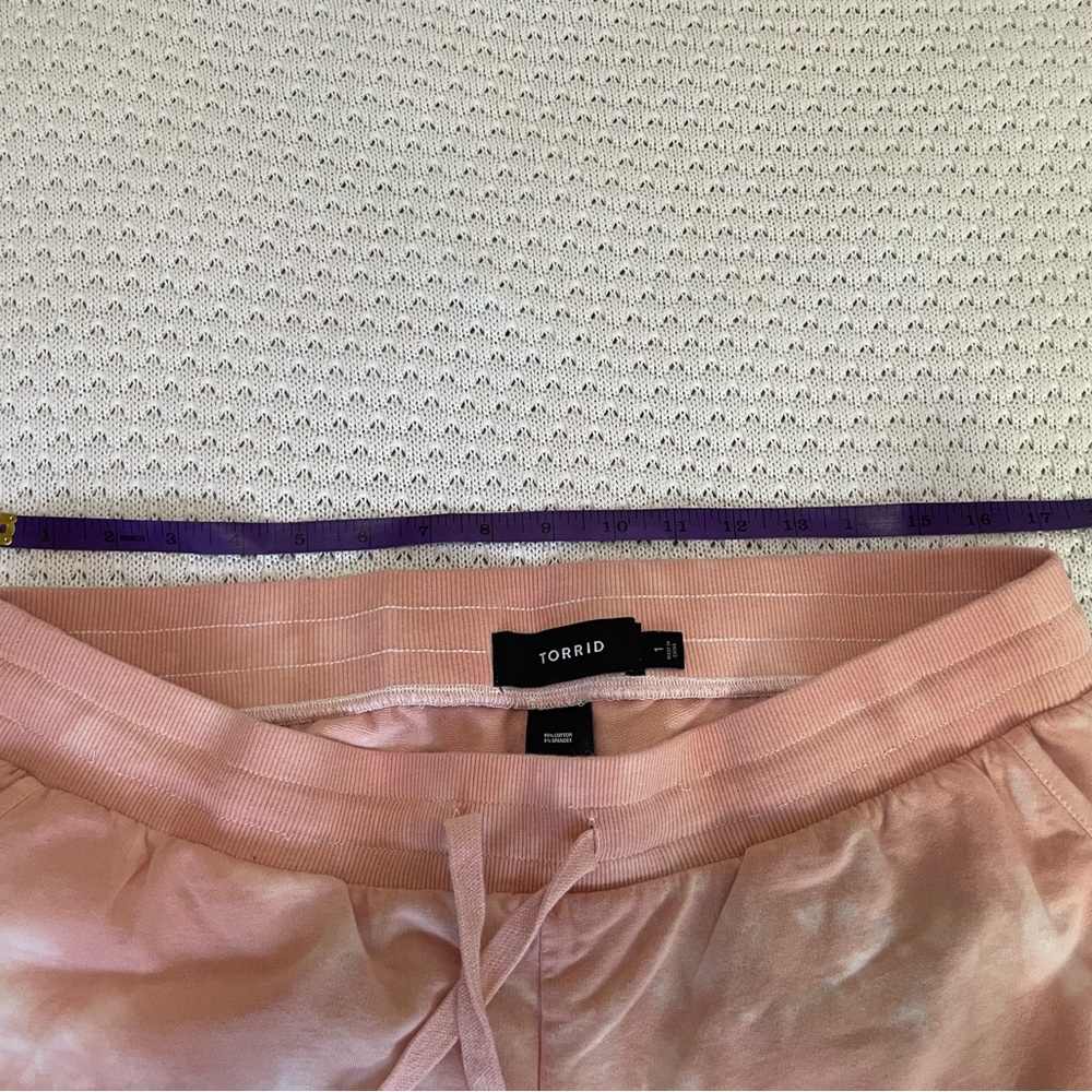 Torrid active capri joggers - Picture 5 of 6